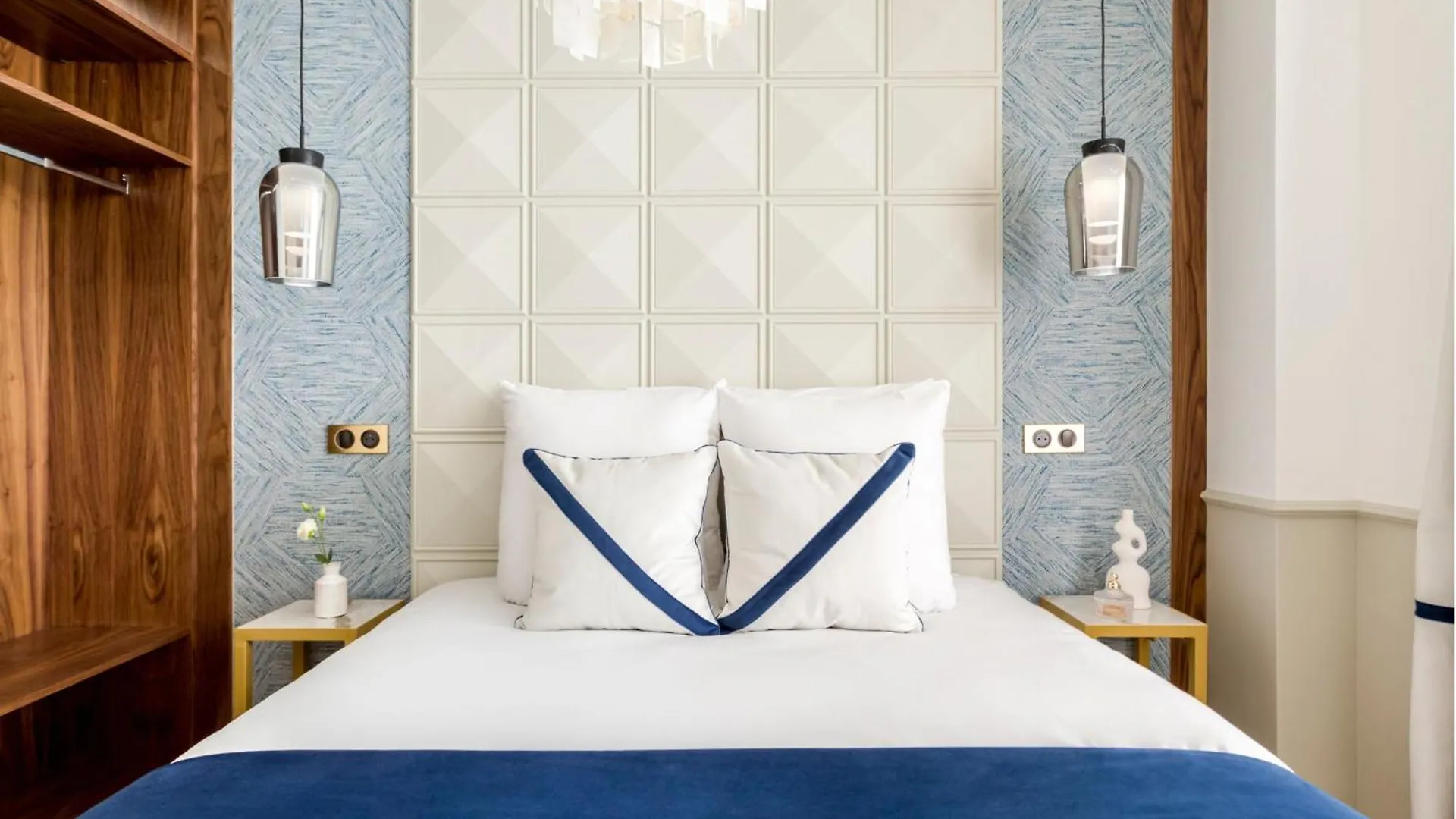 Merveil - Luxury Suite - Marais - Lenoir I Paris