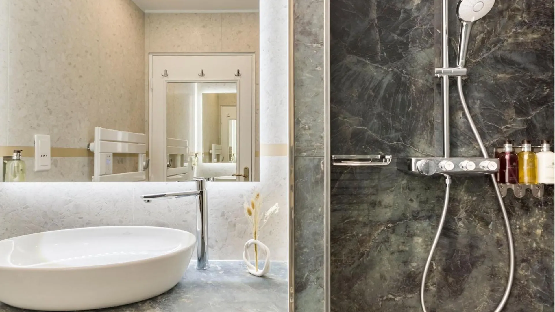 Apartment Merveil - Luxury Suite - Marais - Lenoir I Paris