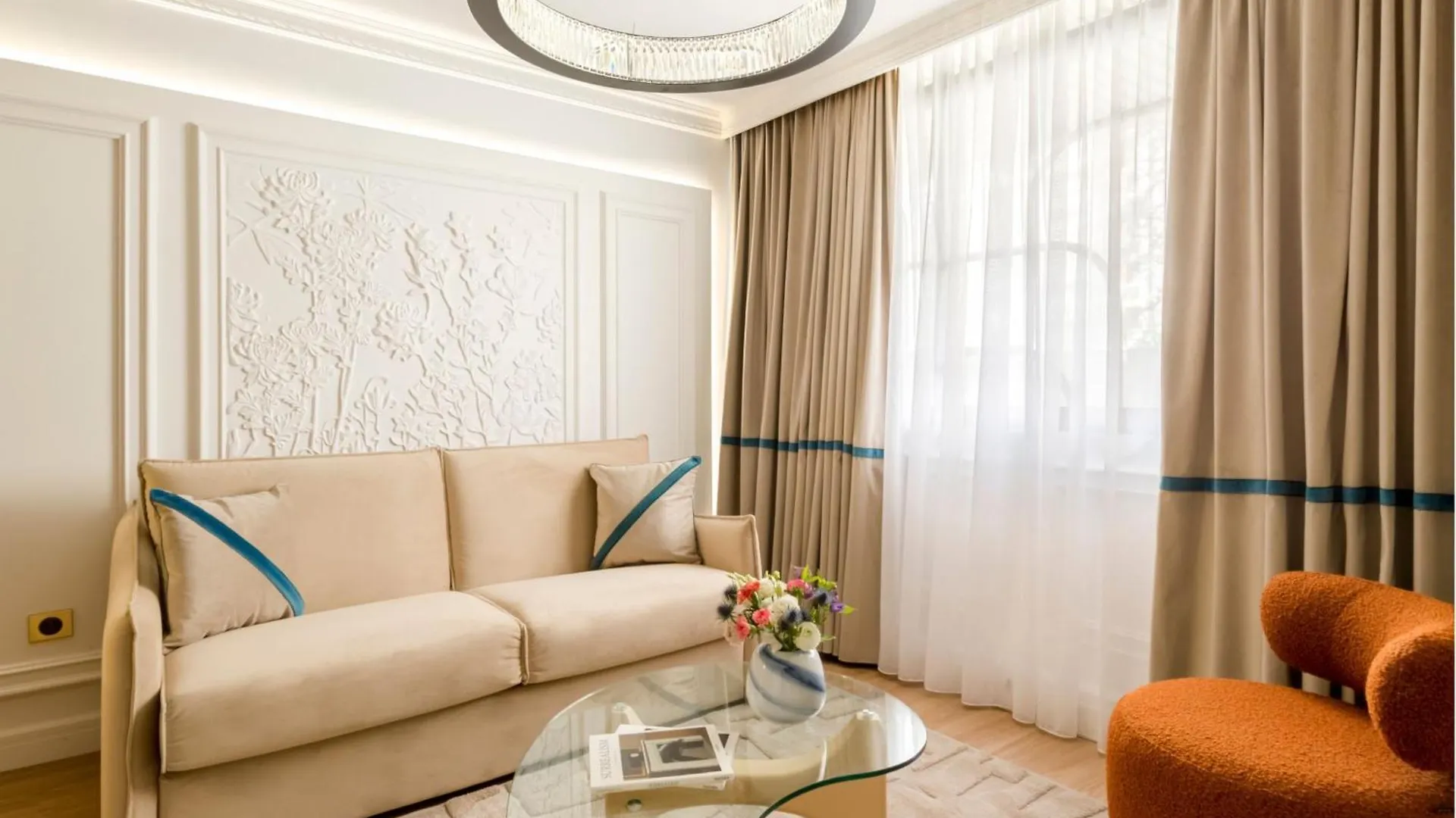Merveil - Luxury Suite - Marais - Lenoir I Paris